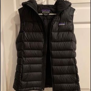 Patagonia Down Hooded Vest- Women’s